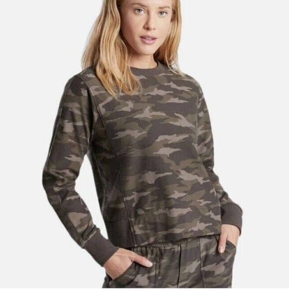 ATHLETA Farallon Camo Sweatshirt Size Medium - Picture 1 of 7